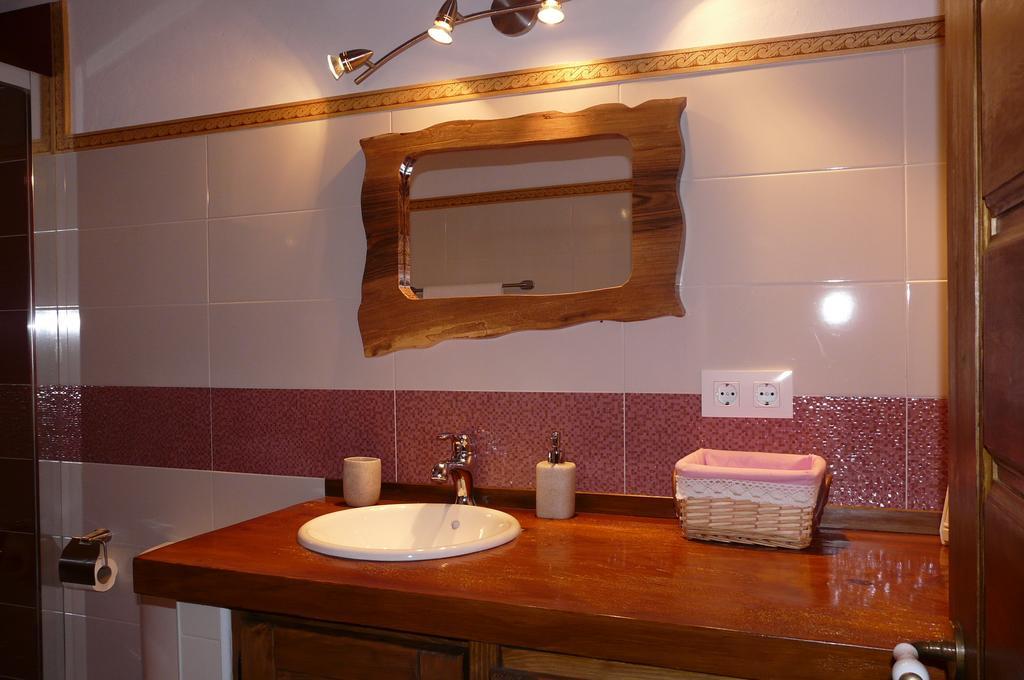 Apartamentos La Condesa Valmeo Oda fotoğraf