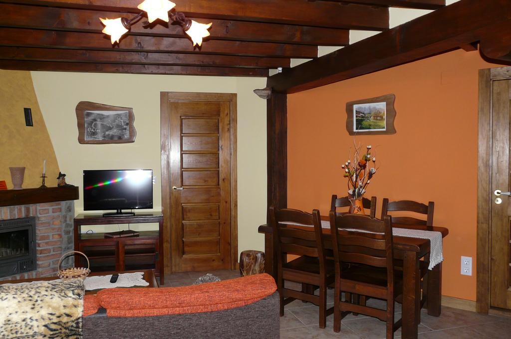 Apartamentos La Condesa Valmeo Dış mekan fotoğraf
